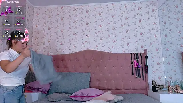 AvrillThomas online show from 03/11/25, 02:40