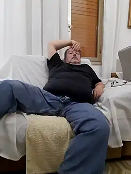 bluangelo online show from 03/03/25, 06:12