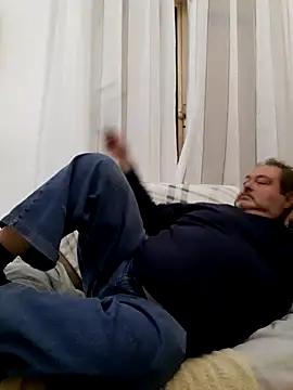 bluangelo online show from 03/10/25, 08:56