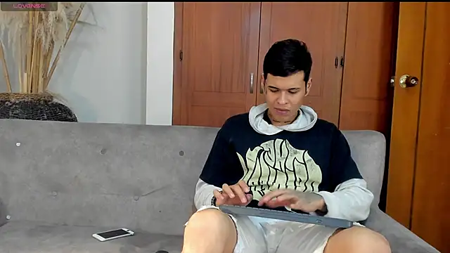 jamesinked  online show from 10/28/25, 01:20