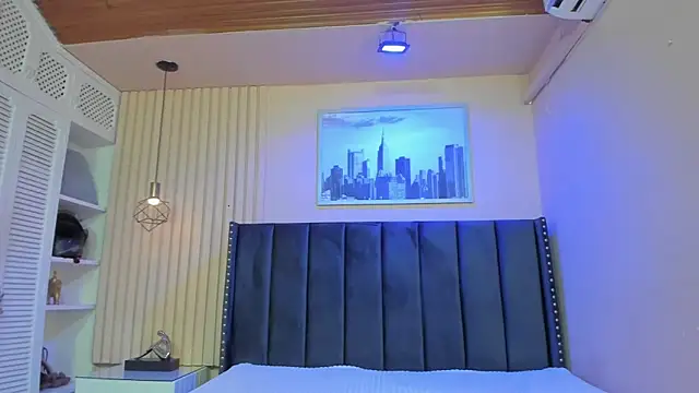 viiolett lee online show from 03/29/26, 08:31