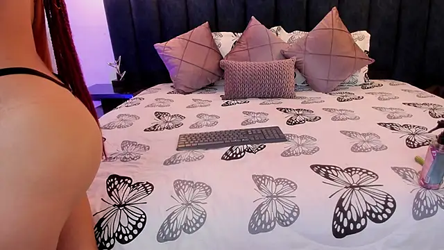 Snapshot of susyy7 chatting on 02/09/26, 03:43 susyy7 online show from 02/09/26, 03:43