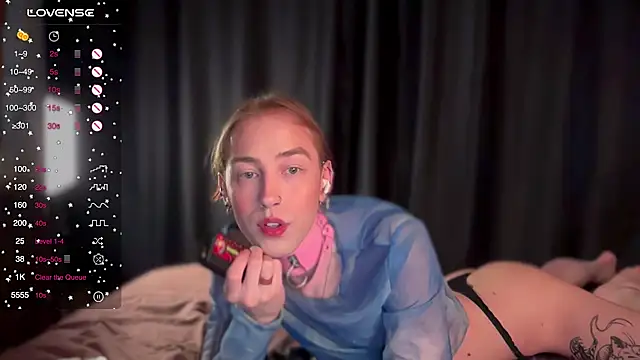 Avril Pearly  online show from 10/07/25, 12:02