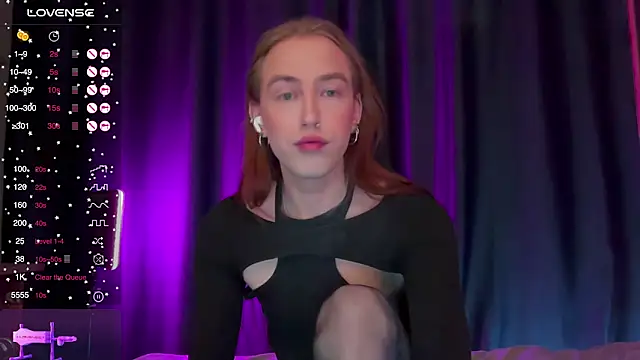 Avril Pearly  online show from 12/16/25, 12:43