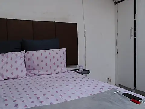 Snapshot of Sweet_nicole98 chatting on 04/11/26, 07:29 Sweet nicole98 online show from 04/11/26, 07:29