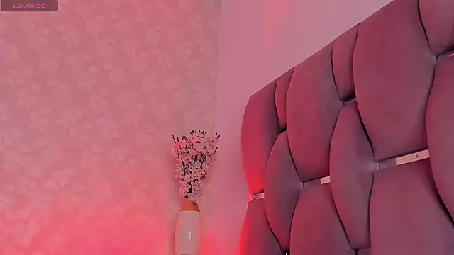 vayoleen online show from 10/04/25, 02:37