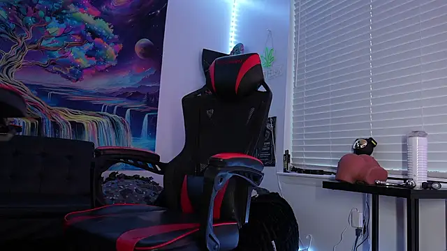 Snapshot of B_The_Creator_X chatting on 02/15/26, 11:12 B The Creator X online show from 02/15/26, 11:12