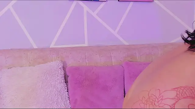 Snapshot of lila_noa chatting on 09/23/25, 07:28 lila noa online show from 09/23/25, 07:28