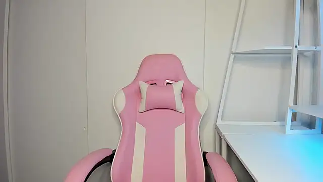 Snapshot of cedaya444 chatting on 02/07/25, 05:31 cedaya444 online show from 02/07/25, 05:31