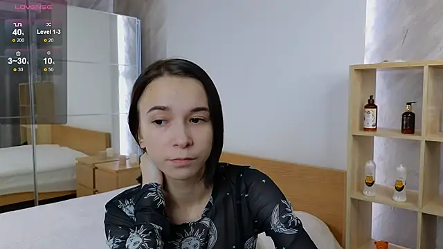 Snapshot of LilithStrangfor chatting on 12/04/24, 09:13 LilithStrangfor online show from 12/04/24, 09:13