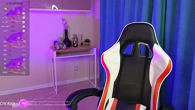 Snapshot of LilithStrangfor chatting on 12/11/24, 04:18 LilithStrangfor online show from 12/11/24, 04:18