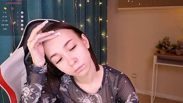 Snapshot of LilithStrangfor chatting on 12/30/24, 03:03 LilithStrangfor online show from 12/30/24, 03:03