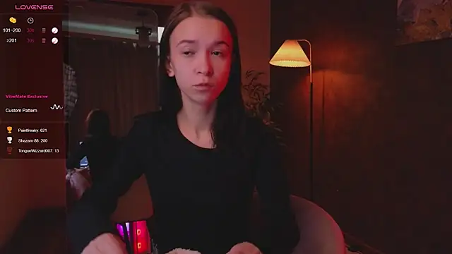 Snapshot of LilithStrangfor chatting on 09/12/25, 05:40 LilithStrangfor online show from 09/12/25, 05:40