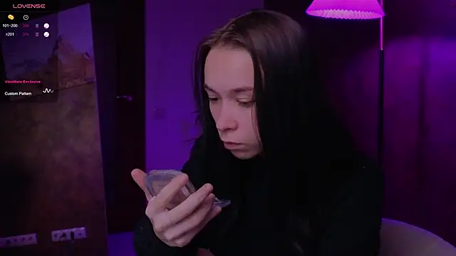 Snapshot of LilithStrangfor chatting on 09/30/25, 08:41 LilithStrangfor online show from 09/30/25, 08:41