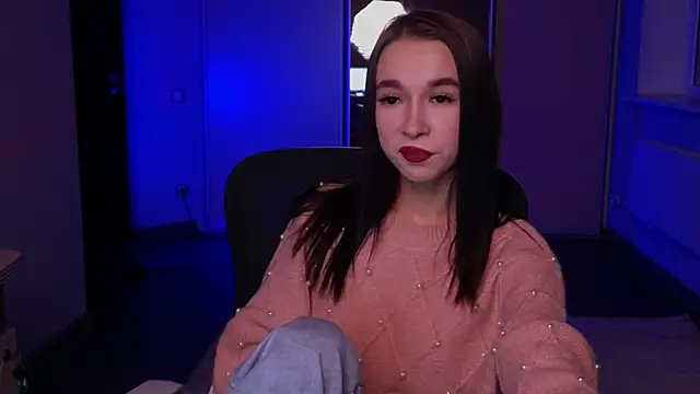 Snapshot of LilithStrangfor chatting on 12/02/25, 05:57 LilithStrangfor online show from 12/02/25, 05:57