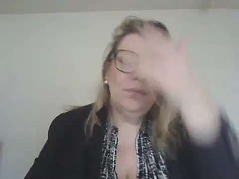 Silkesquirt online show from 12/30/24, 12:52