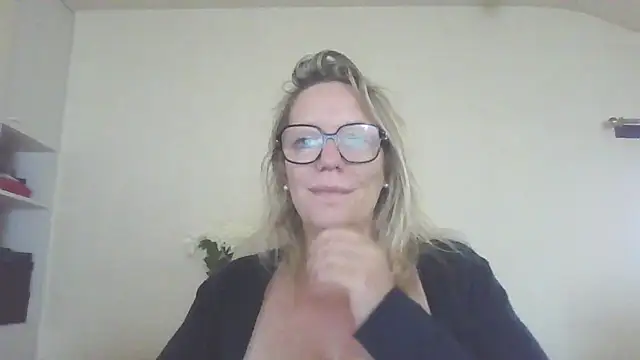 Silkesquirt online show from 09/21/25, 08:27