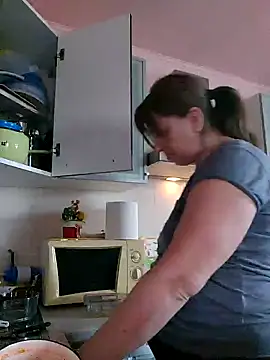 larylary6969 online show from 12/12/24, 12:22