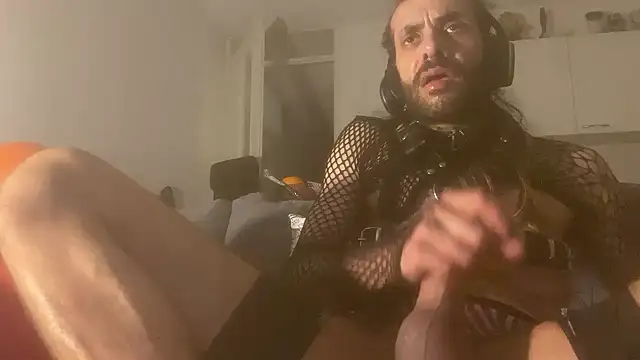 P4RtYBOII92 online show from 09/12/25, 07:36