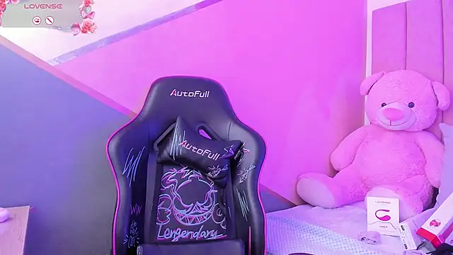 lilith noahh online show from 03/08/25, 06:54