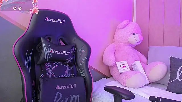 lilith noahh online show from 03/12/25, 07:13