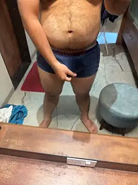 versatile guy01 online show from 11/19/25, 02:55