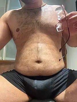 versatile guy01 online show from 01/18/26, 06:28