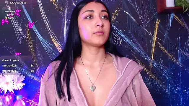 Snapshot of Mariannagp chatting on 12/13/24, 01:59 Mariannagp online show from 12/13/24, 01:59