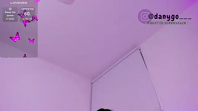 ZarianaEvanz online show from 09/17/25, 10:55