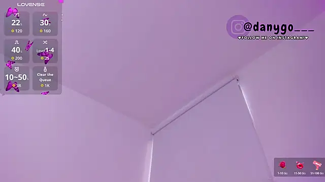 ZarianaEvanz online show from 10/29/25, 09:49