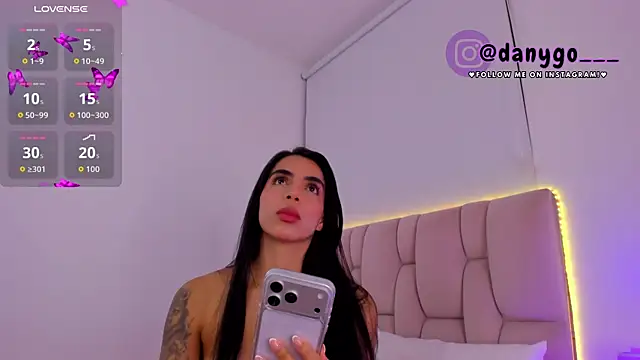 ZarianaEvanz online show from 11/29/25, 11:52