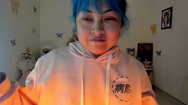 Snapshot of Shaddycute_ chatting on 09/29/25, 03:11 Shaddycute online show from 09/29/25, 03:11