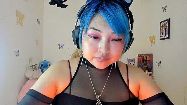 Snapshot of Shaddycute_ chatting on 10/01/25, 09:10 Shaddycute online show from 10/01/25, 09:10