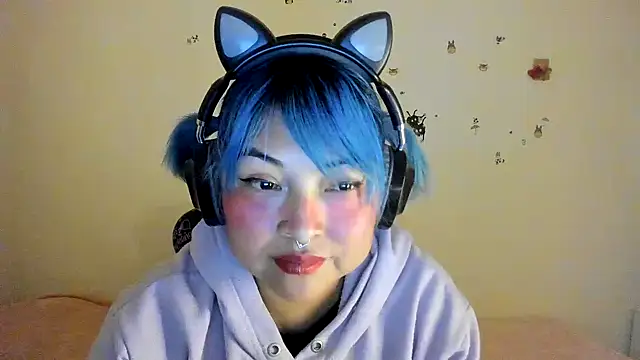 Snapshot of Shaddycute_ chatting on 10/08/25, 02:53 Shaddycute online show from 10/08/25, 02:53