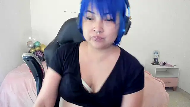 Snapshot of Shaddycute_ chatting on 10/09/25, 07:34 Shaddycute online show from 10/09/25, 07:34