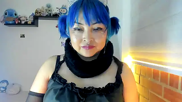 Snapshot of Shaddycute_ chatting on 11/07/25, 01:27 Shaddycute online show from 11/07/25, 01:27