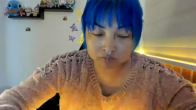 Snapshot of Shaddycute_ chatting on 11/12/25, 04:40 Shaddycute online show from 11/12/25, 04:40