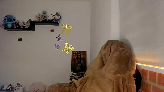 Snapshot of Shaddycute_ chatting on 12/01/25, 09:58 Shaddycute online show from 12/01/25, 09:58