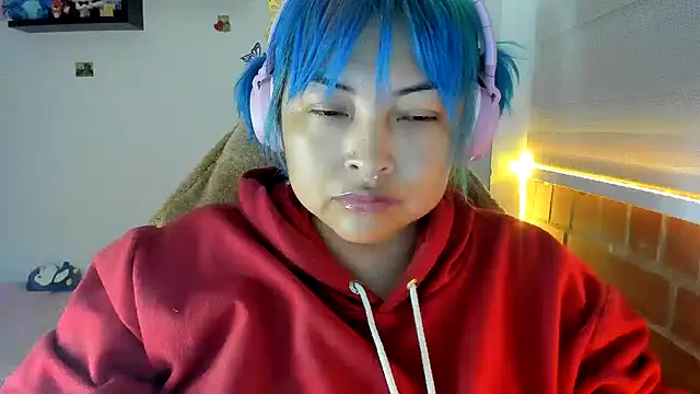 Snapshot of Shaddycute_ chatting on 12/03/25, 12:40 Shaddycute online show from 12/03/25, 12:40