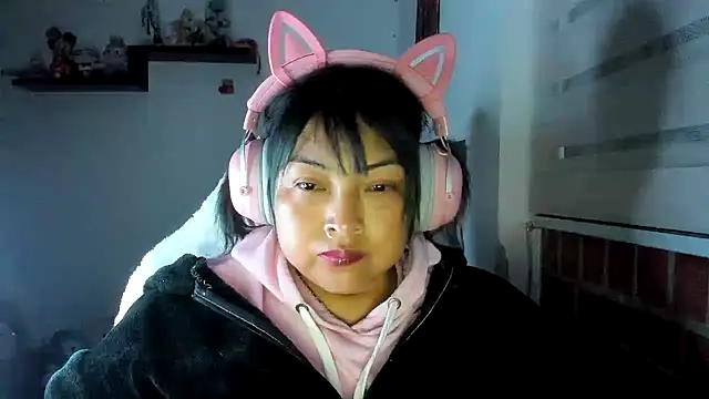 Shaddycute  online show from 05/31/26, 10:33
