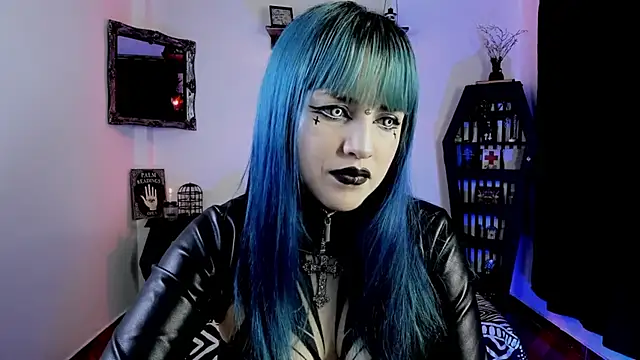 Snapshot of DimmuandDarkness chatting on 10/25/25, 07:38 DimmuandDarkness online show from 10/25/25, 07:38