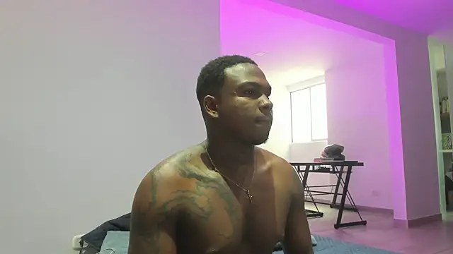 Snapshot of Troykhalil chatting on 12/19/25, 08:38 Troykhalil online show from 12/19/25, 08:38