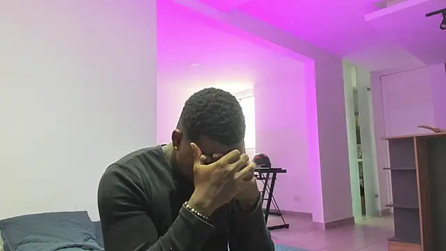 Snapshot of Troykhalil chatting on 12/20/25, 09:44 Troykhalil online show from 12/20/25, 09:44