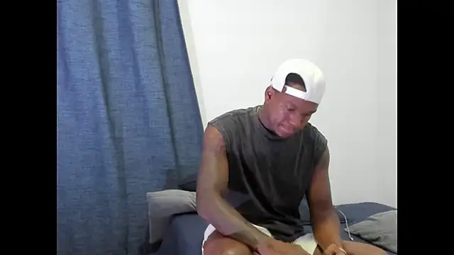 Snapshot of Troykhalil chatting on 02/27/26, 04:45 Troykhalil online show from 02/27/26, 04:45