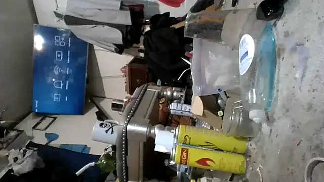 Snapshot of gettinit2wice chatting on 10/20/25, 07:20 gettinit2wice online show from 10/20/25, 07:20