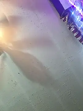 Snapshot of gettinit2wice chatting on 01/16/26, 04:27 gettinit2wice online show from 01/16/26, 04:27