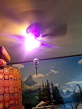 Snapshot of gettinit2wice chatting on 02/08/26, 12:08 gettinit2wice online show from 02/08/26, 12:08