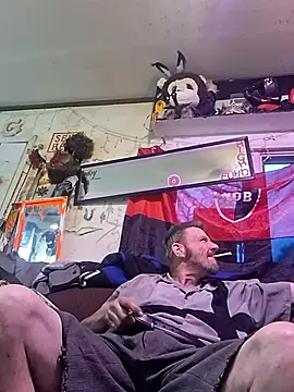 Snapshot of gettinit2wice chatting on 02/25/26, 02:16 gettinit2wice online show from 02/25/26, 02:16