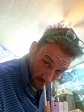 Snapshot of gettinit2wice chatting on 03/23/26, 05:33 gettinit2wice online show from 03/23/26, 05:33