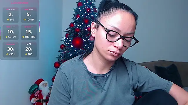 Snapshot of BabySerene chatting on 12/15/25, 02:16 BabySerene online show from 12/15/25, 02:16